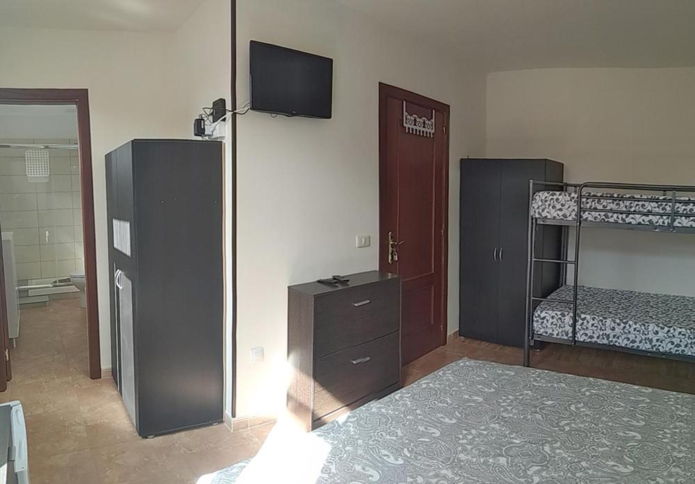 Kiki Vivienda Bed & Breakfast Сан-Ісідро Екстер'єр фото